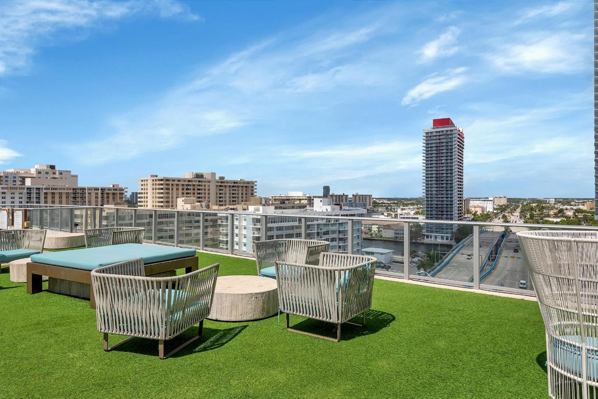 203-1Br/1Ba At The Beach Gem! Lux Amenities! Hollywood Dış mekan fotoğraf